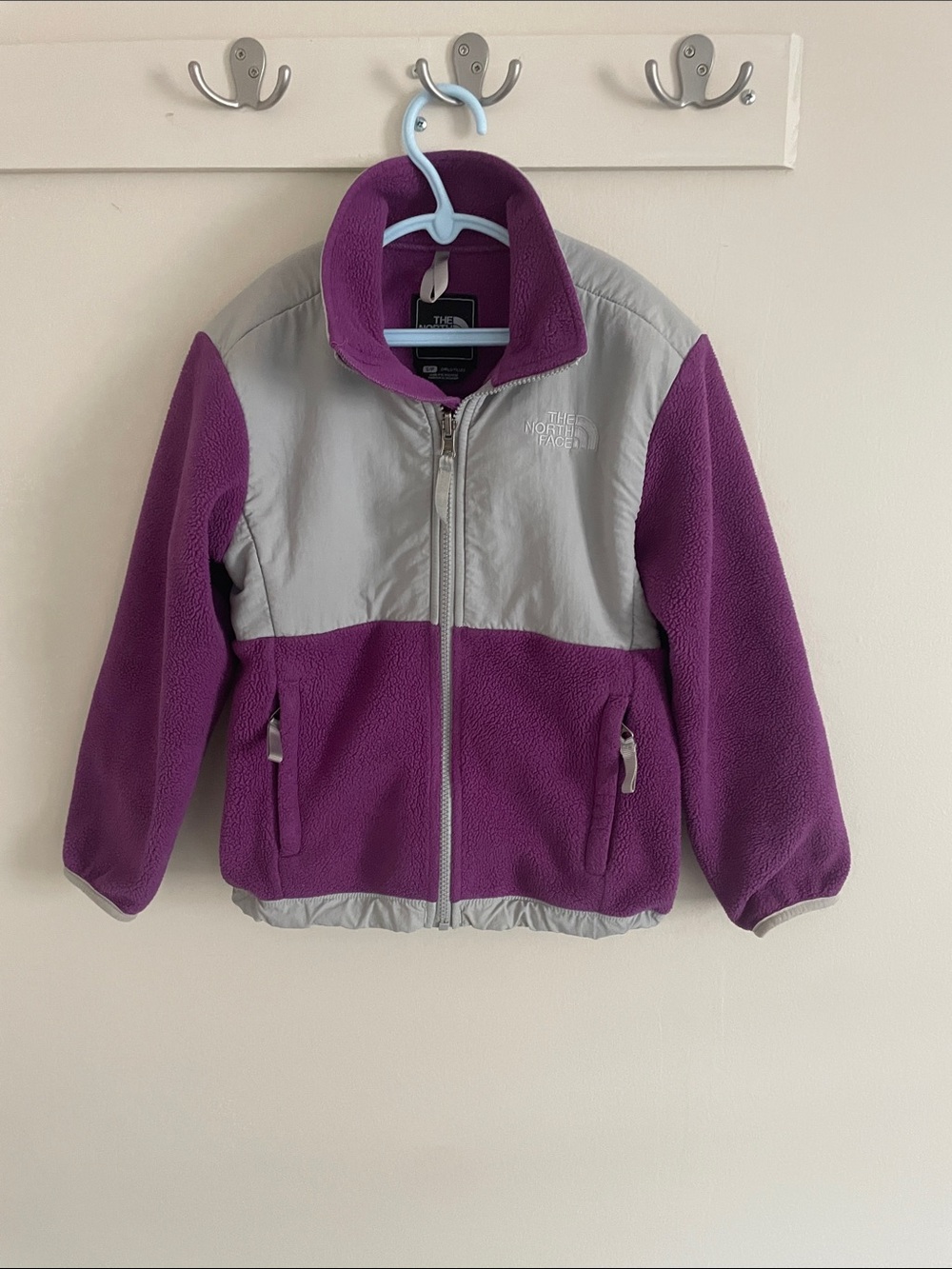 The North Face Girls Purple & Gray Denali Fleece Jacket sz 7/8